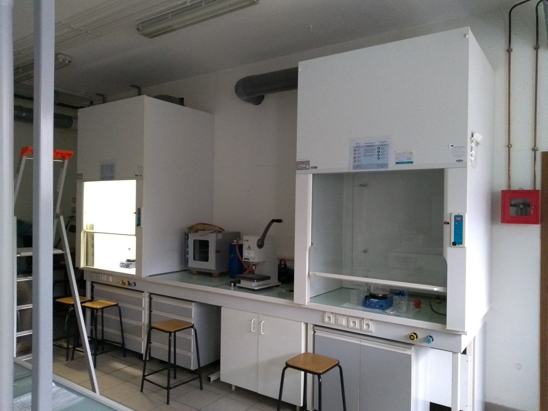 Sorbonnes de laboratoire