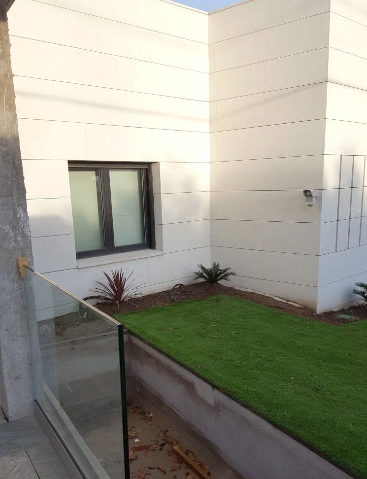 colocacion de cesped y tepe