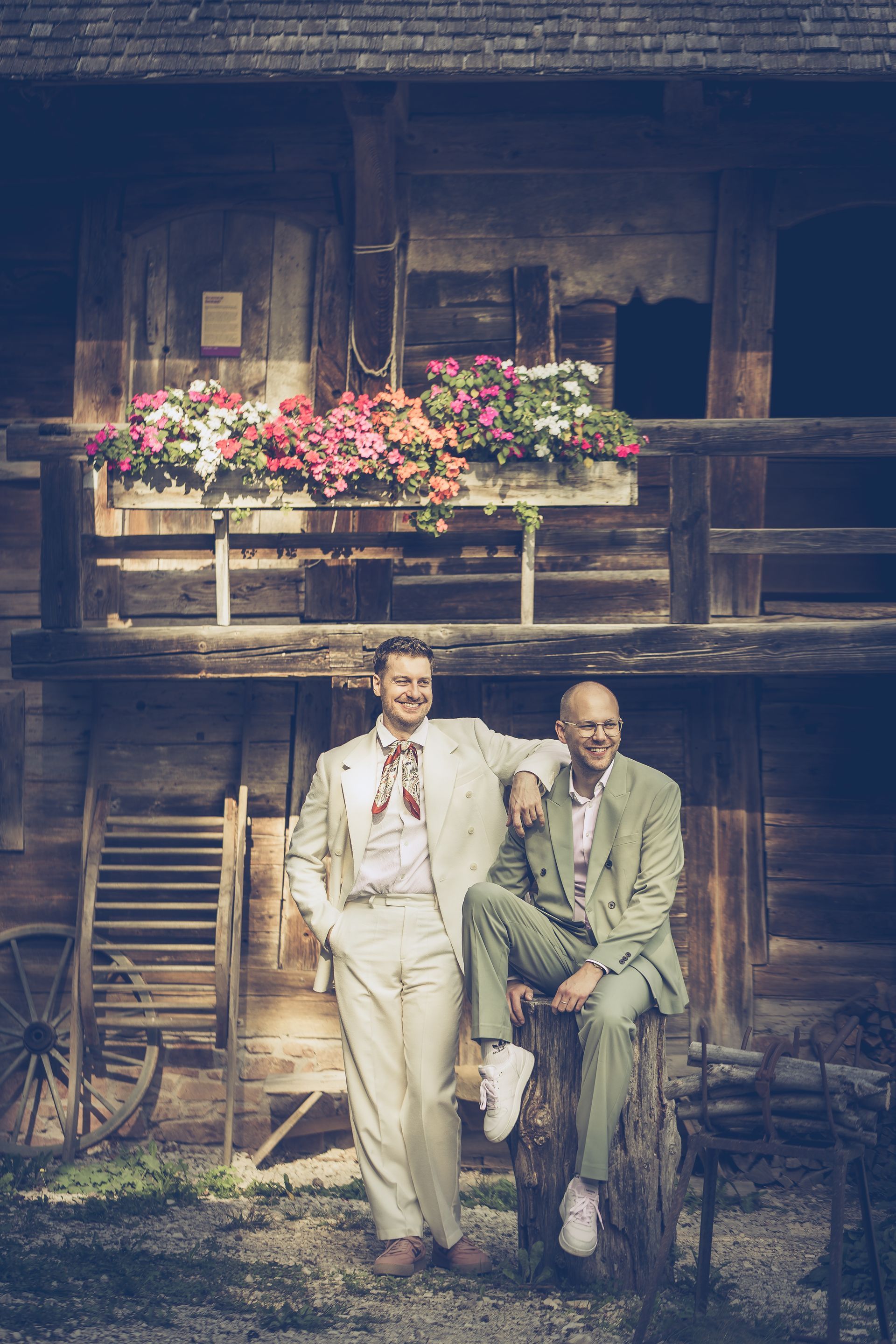 Trauung im Schafstall im Freilichtmuseum Neuhausen ob Eck. Anschliessenden Fotoshooting auf dem Geländes des Museums.