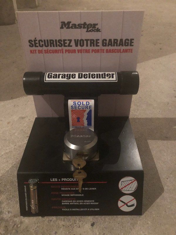 Pose d'un Defender sur porte de garage à Marseille