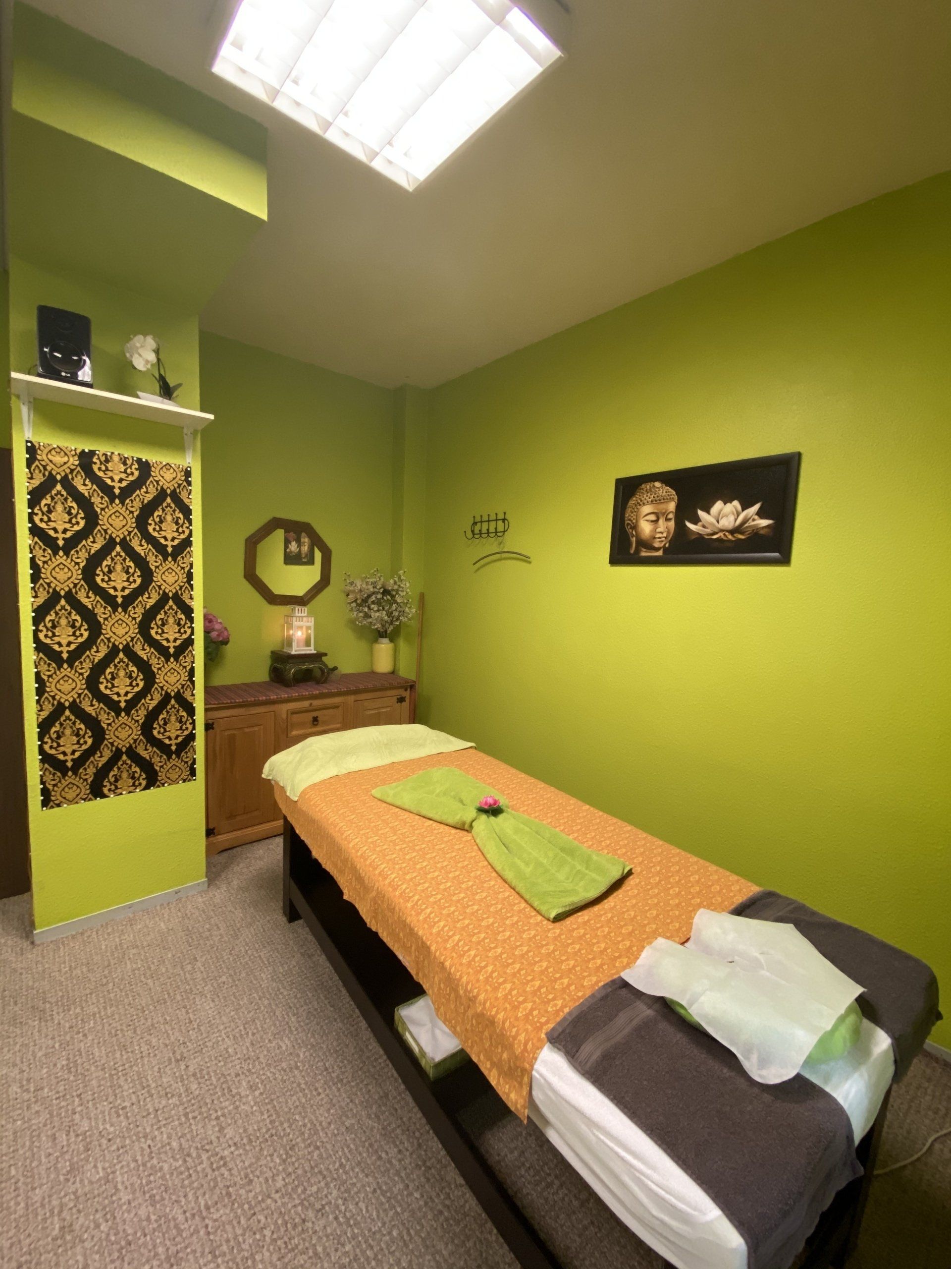 Traditionelle Thaimassagewellness Massage In Rüsselsheim