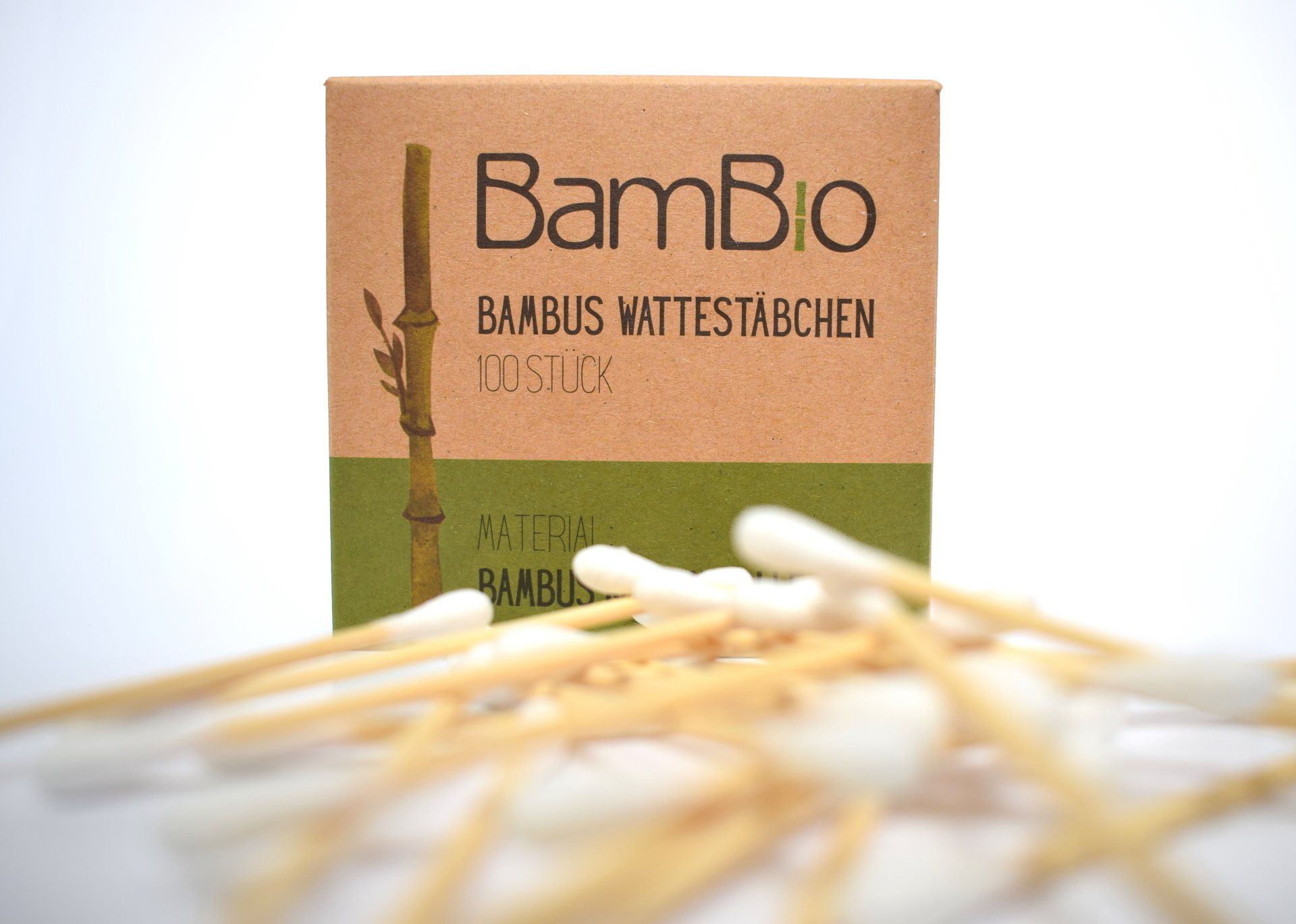 Wattestäbchen aus Bambus