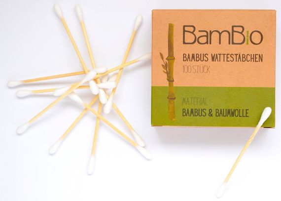 Wattestäbchen aus Bambus