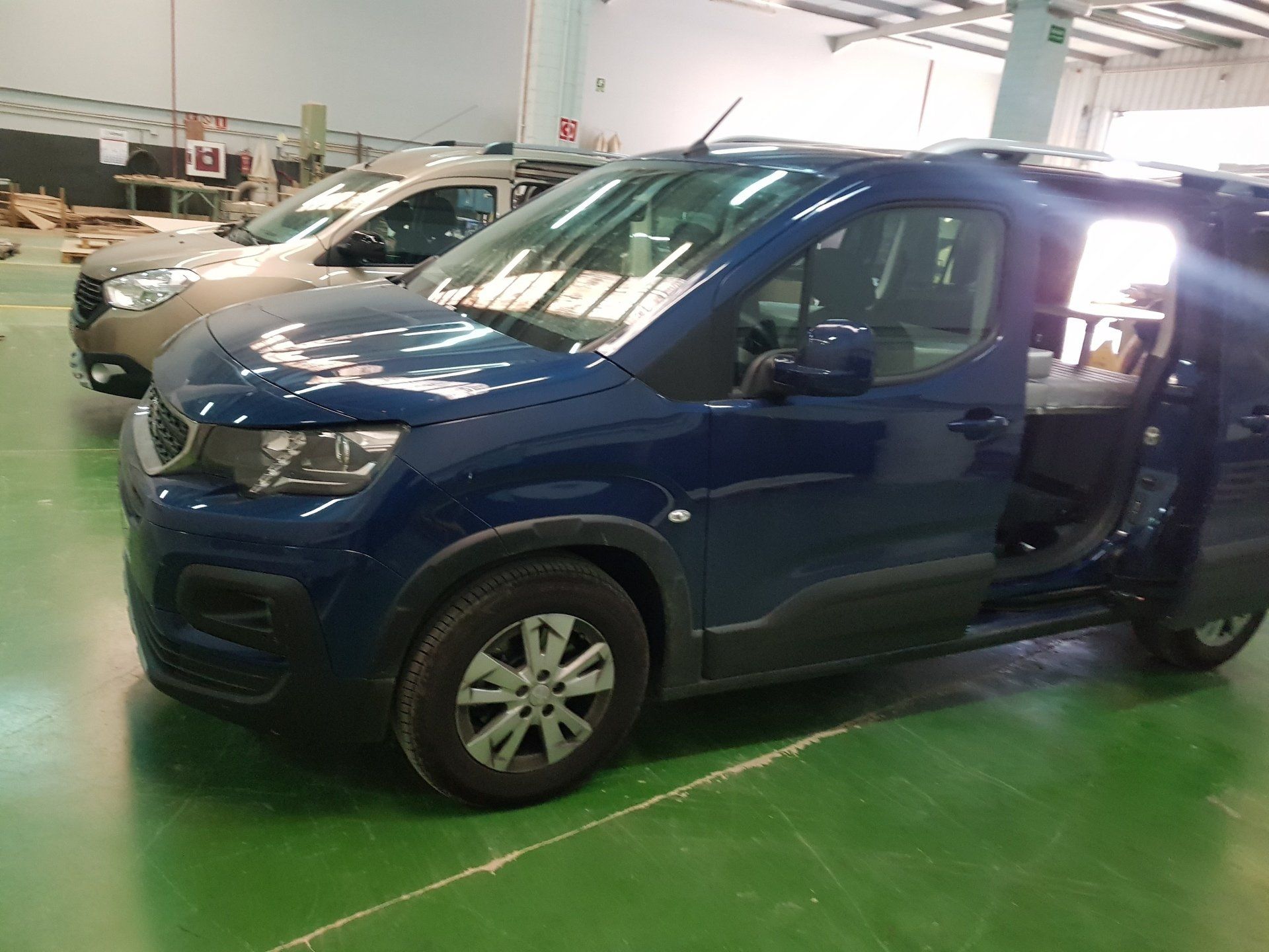 Panchina Imbottita VidaXL In Legno Massello E Lino - Grigio Scuro Per Ingresso E Interni - Foto 2