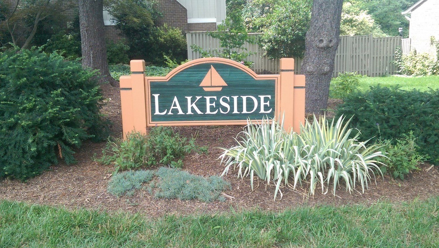 lakeside-cluster-hoa