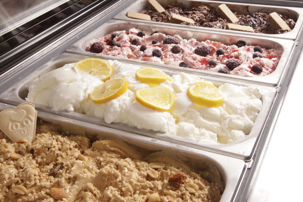 Kostenloses Partyzelt zum Eis Catering / Eisservice für Hochzeiten in Frankfurt, Offenbach, Hanau, Darmstadt, Aschaffenburg