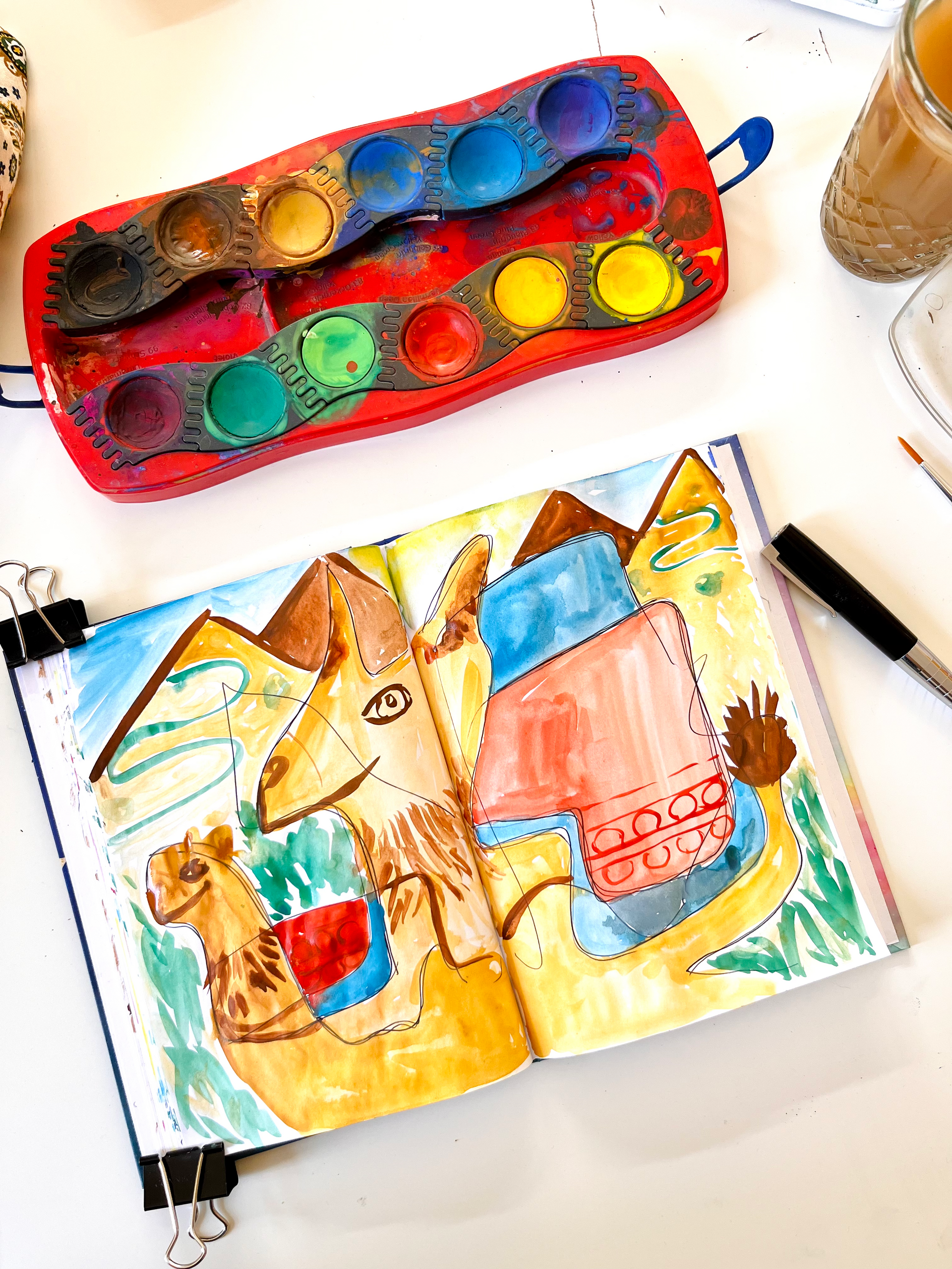 Biblische Symbolik: Ein gemaltes Bild mit Baum und Licht als Zeichen des Glaubens