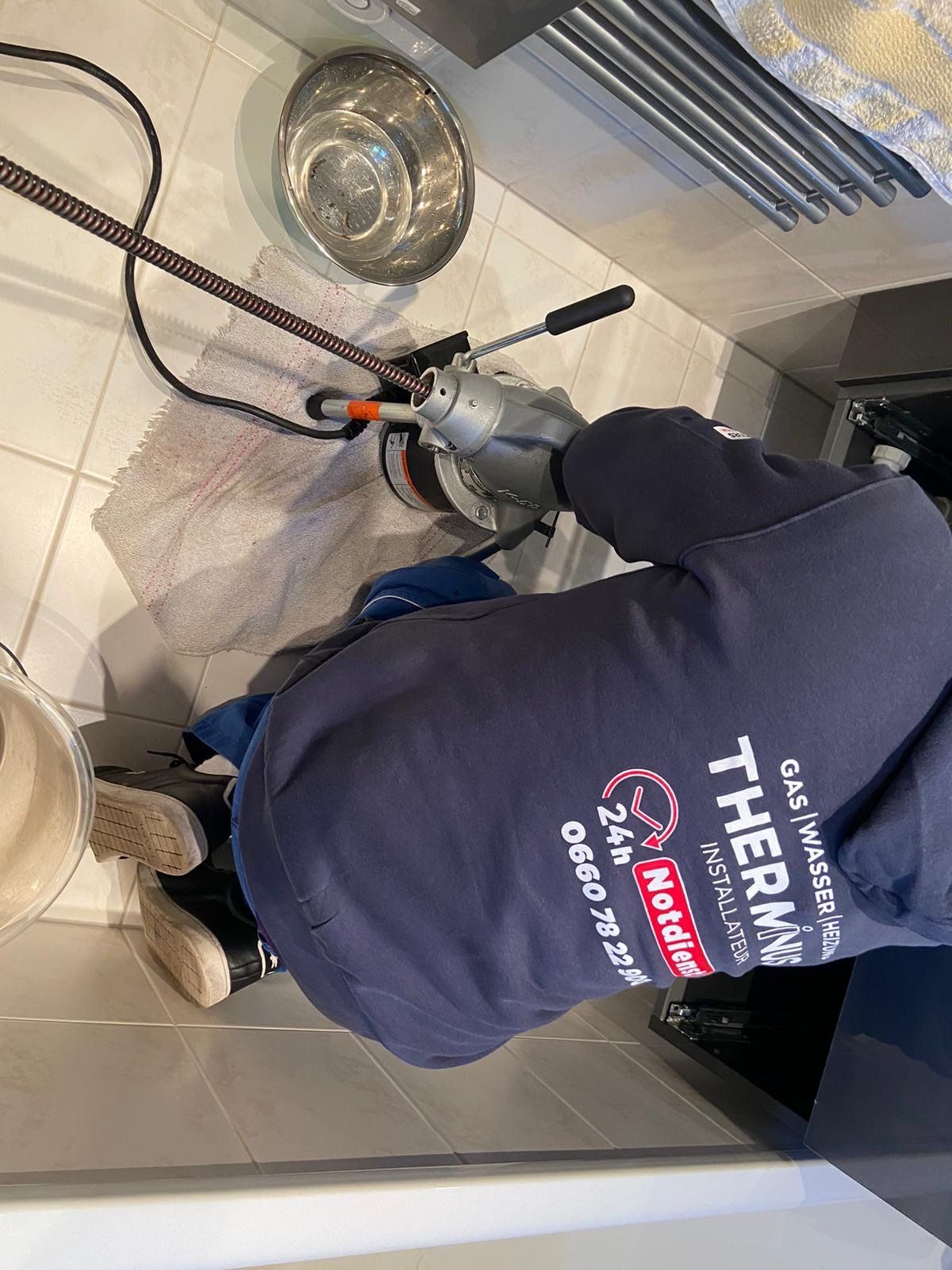 Installateur Notdienst Abflussverstopfung Wien