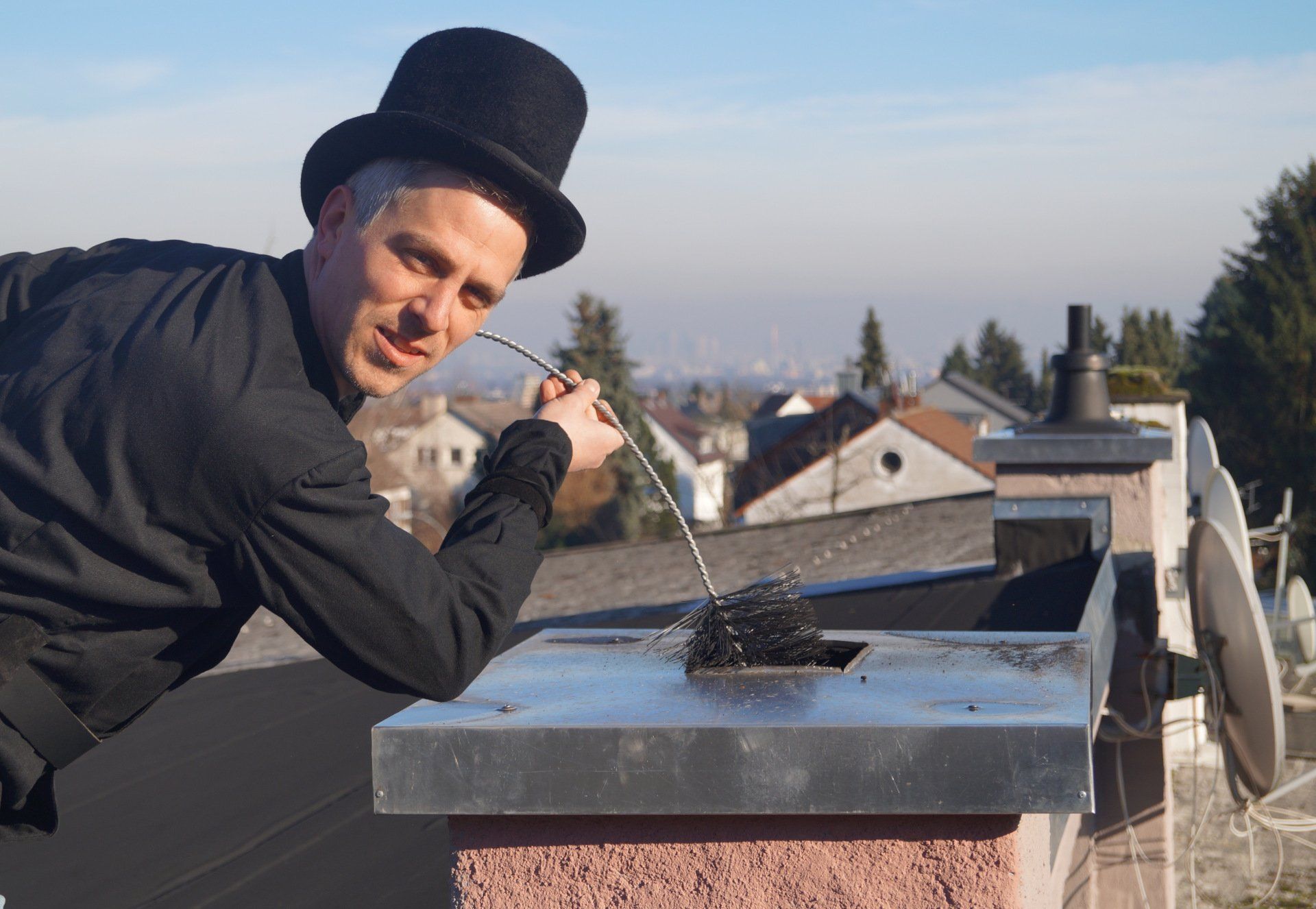 Schornsteinfegermeister Nico Roth