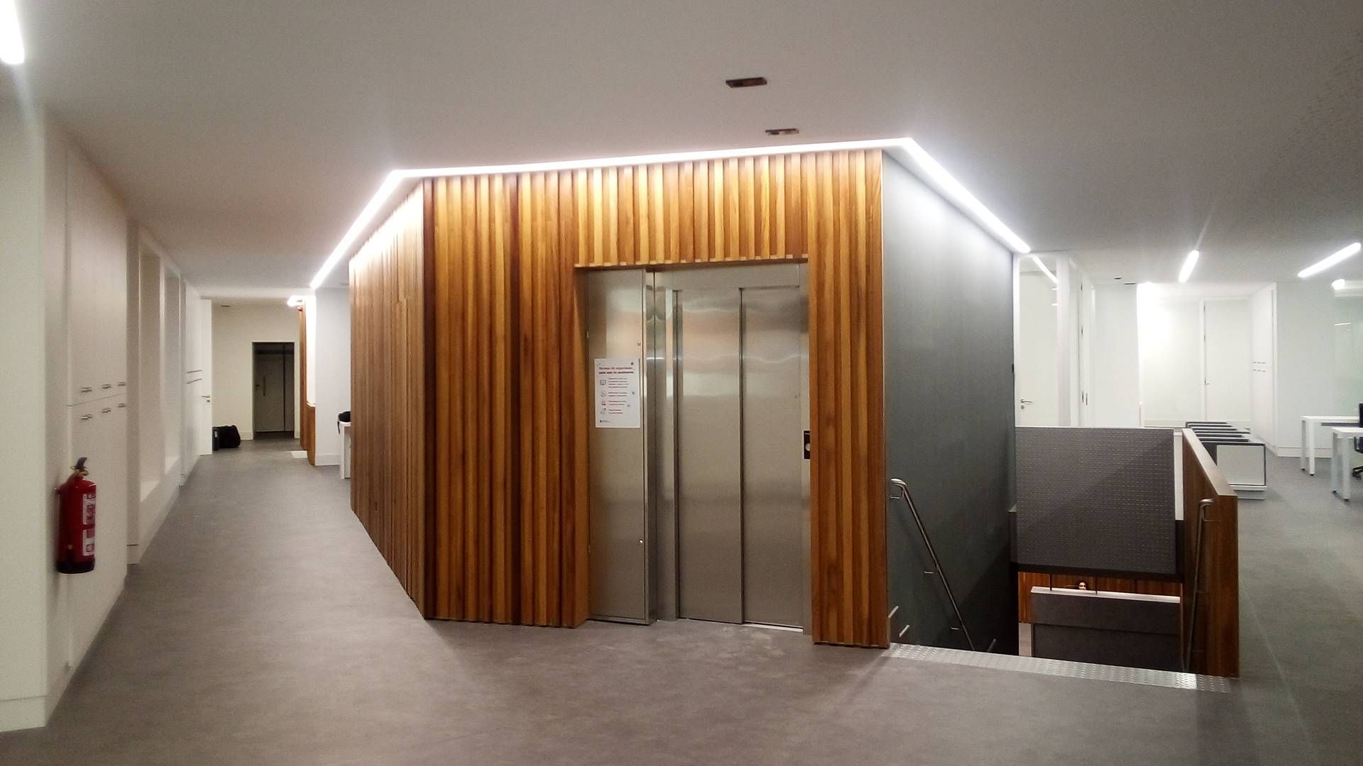 Instalación eléctrica en las oficinas del Concello de Pontevedra