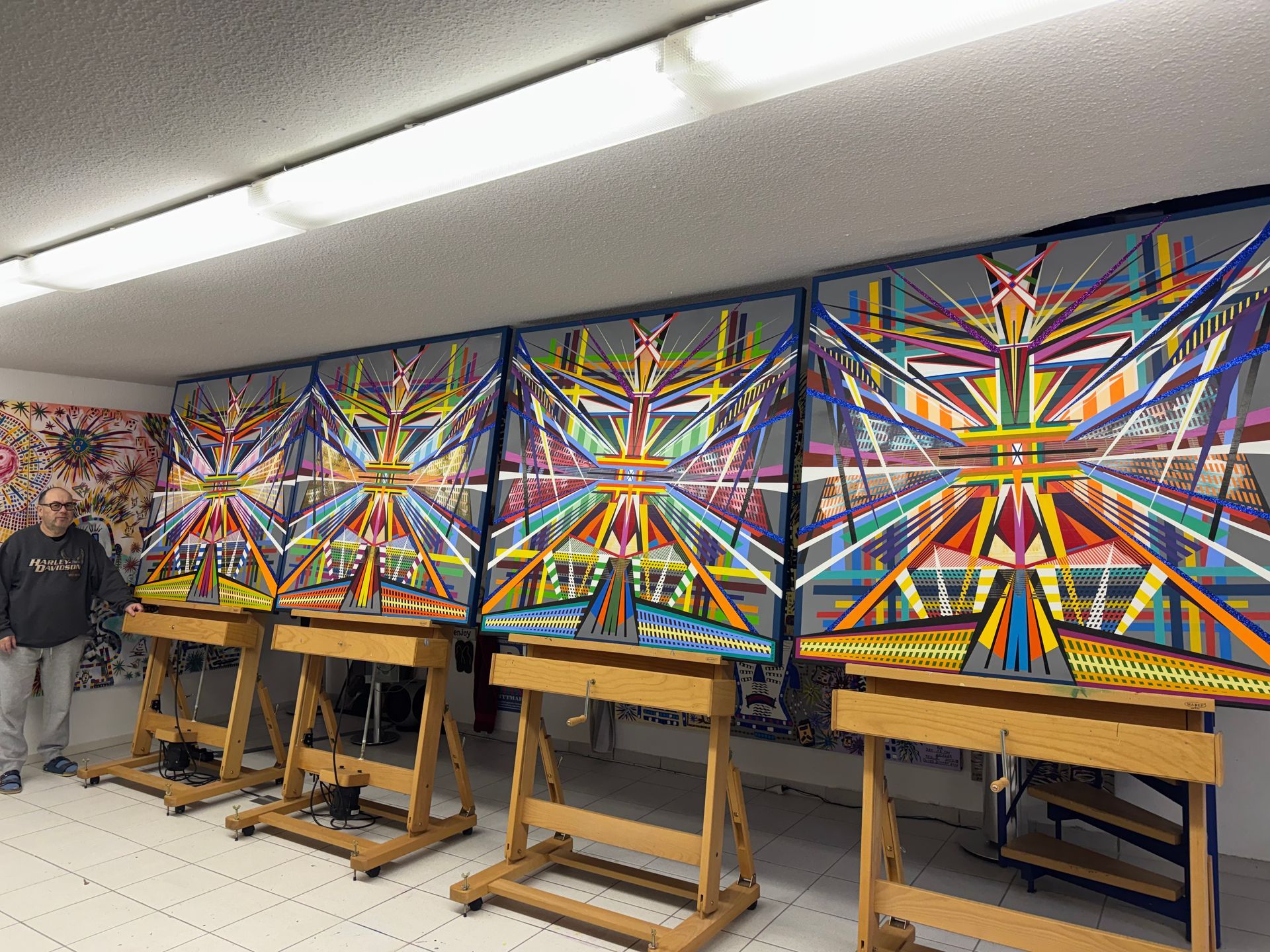 HORNISSE......1 bis 4.....von 2026