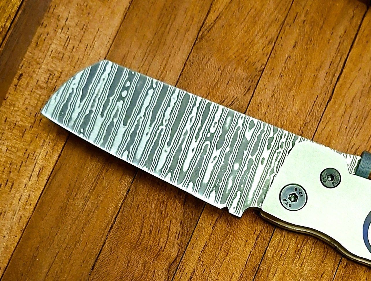 Doublecut_Damast_Klinge