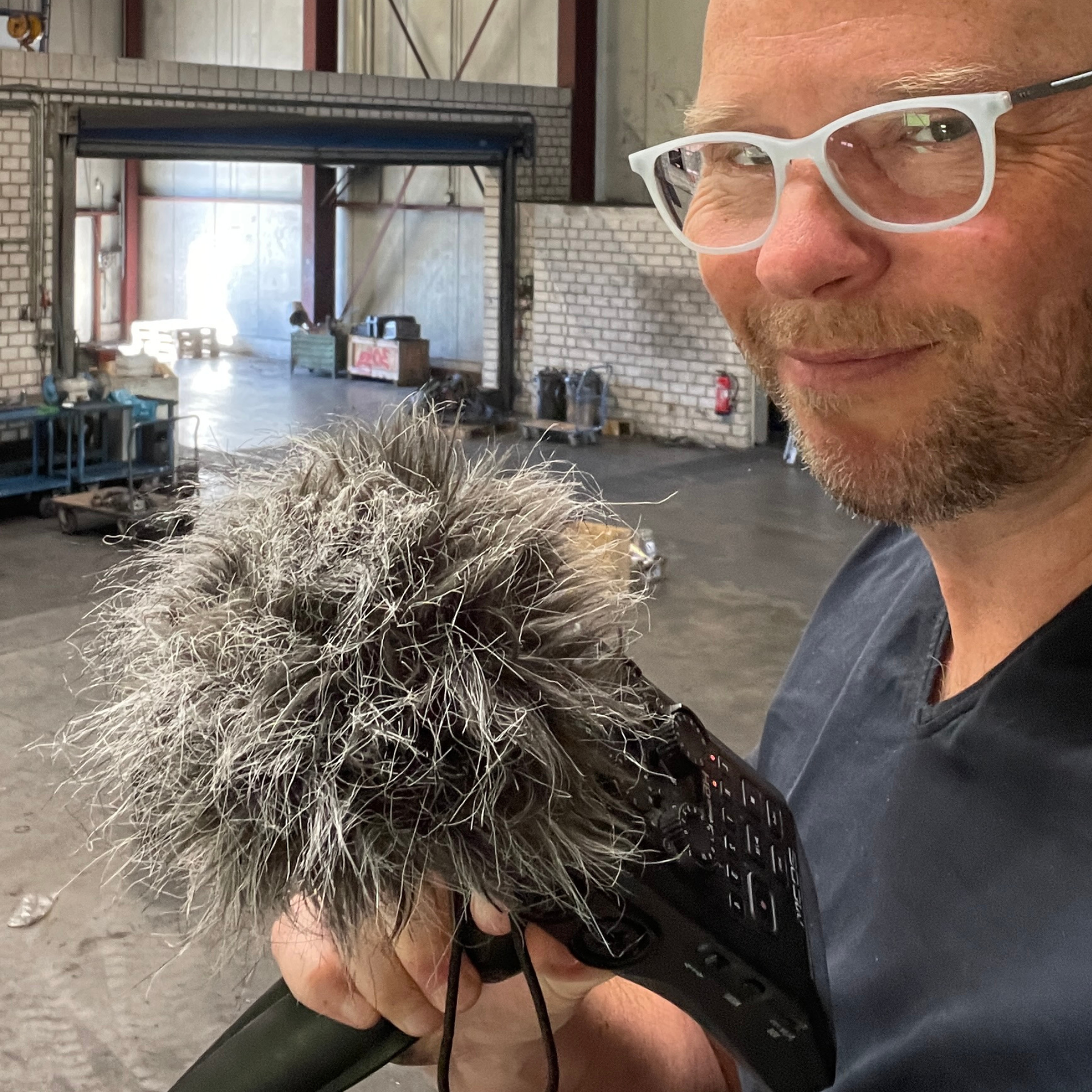 Audiograf Ingo Stoll mit mobilem Audiorecorder