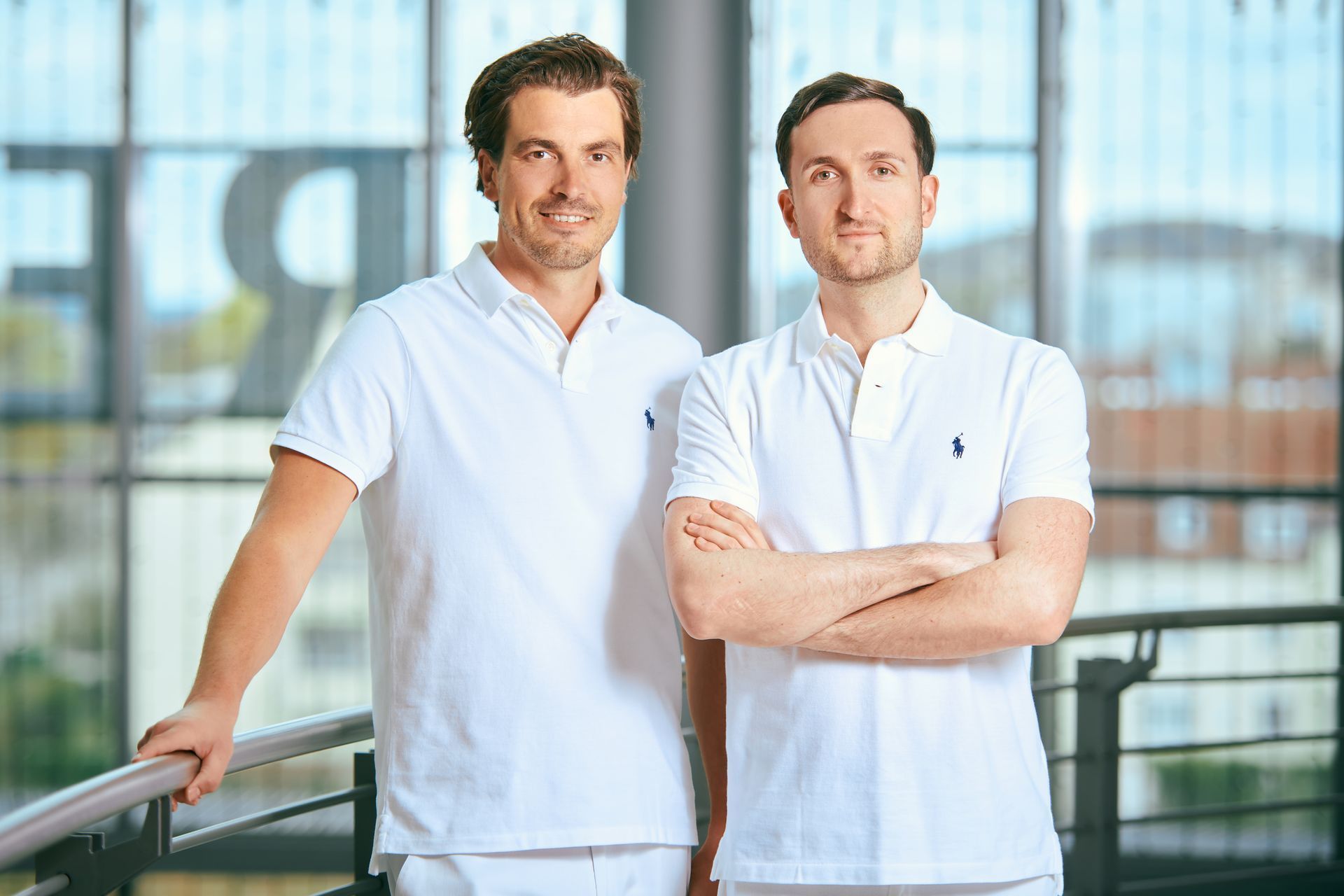 Die Implantologie-Spezialisten Dr. Philipp Bosse und Dr. Pierre Flora sind spezialisiert auf Sofortversorgungen.