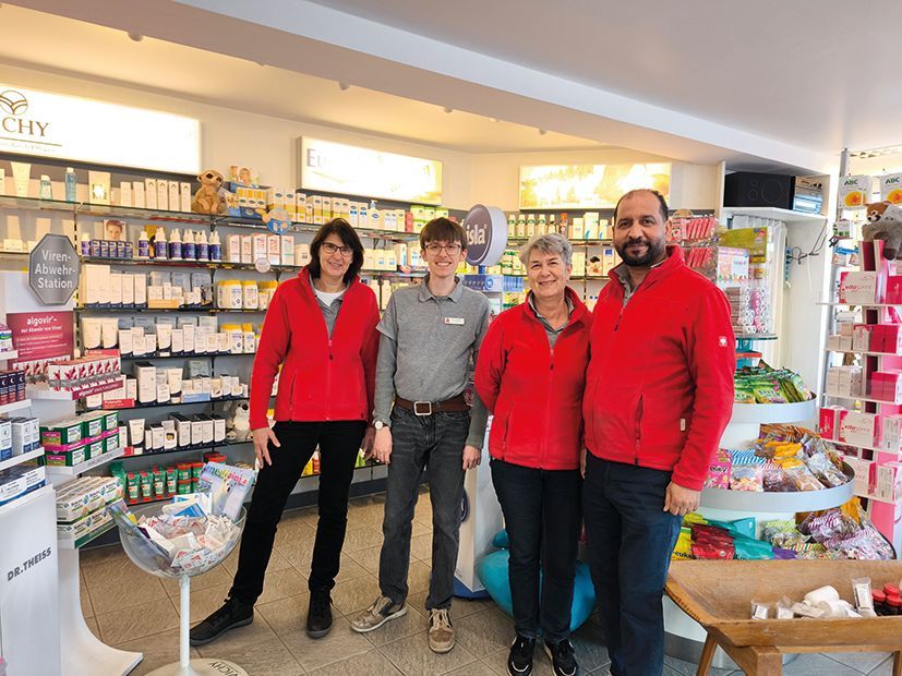 Das Team der Bernstein Apotheke in Nittendorf