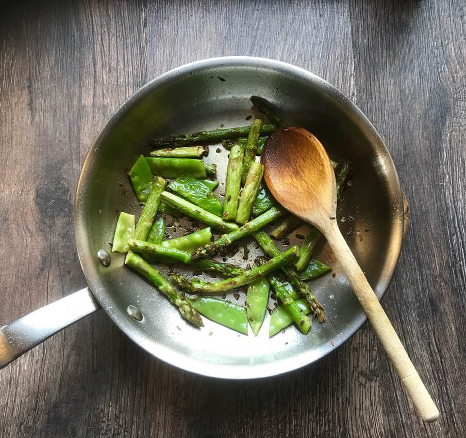 Stir fried greens cookery lesson Dordogne