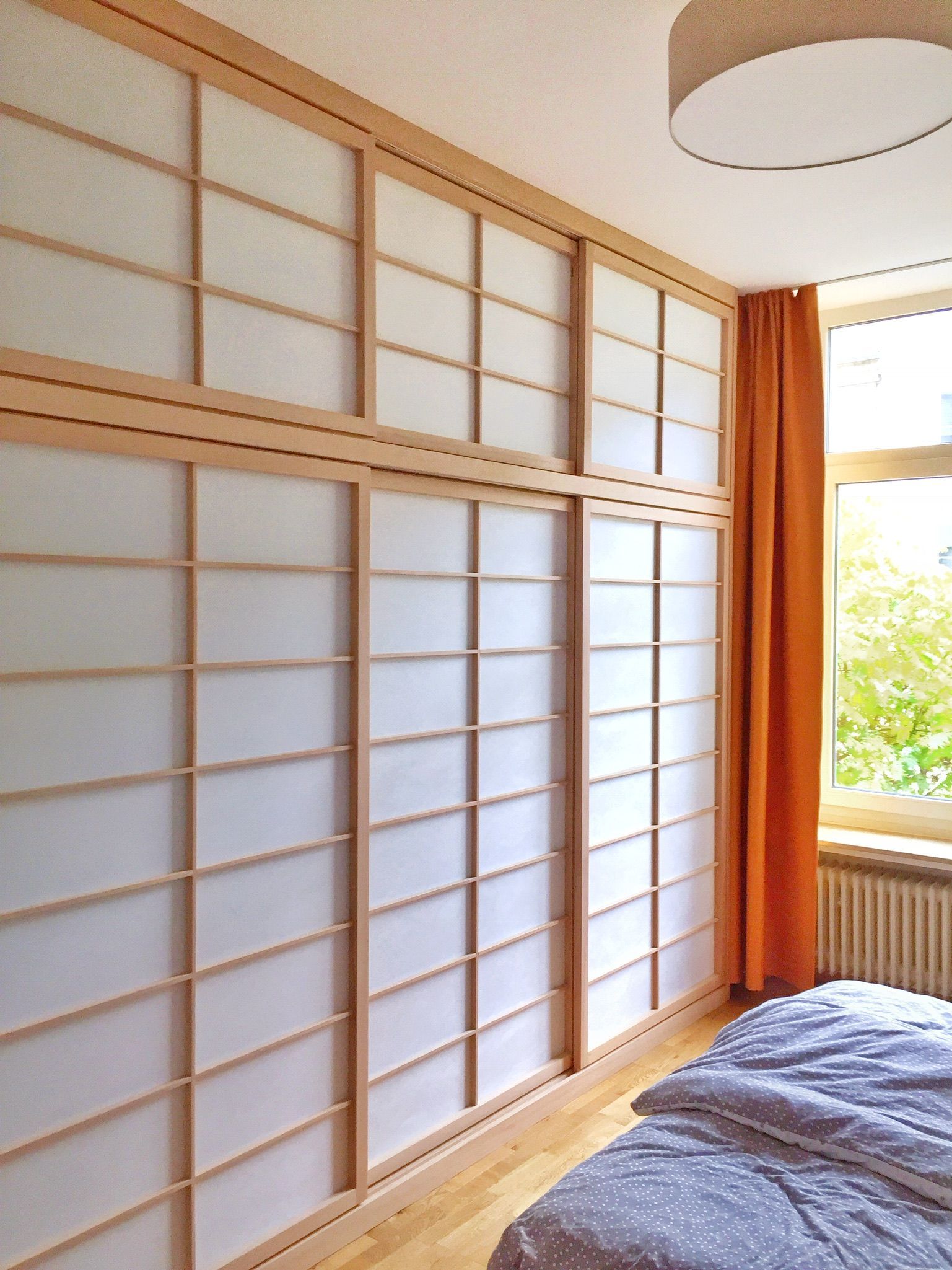 Shoji und Schrank