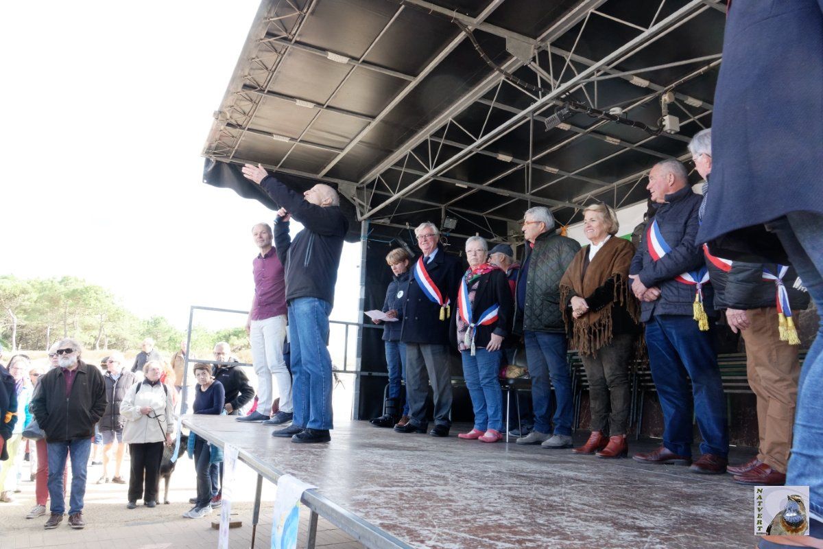 Présence au rassemblement citoyen du 28 octobre 2018 Contre l'extraction des granulats au large de Bonne-Anse