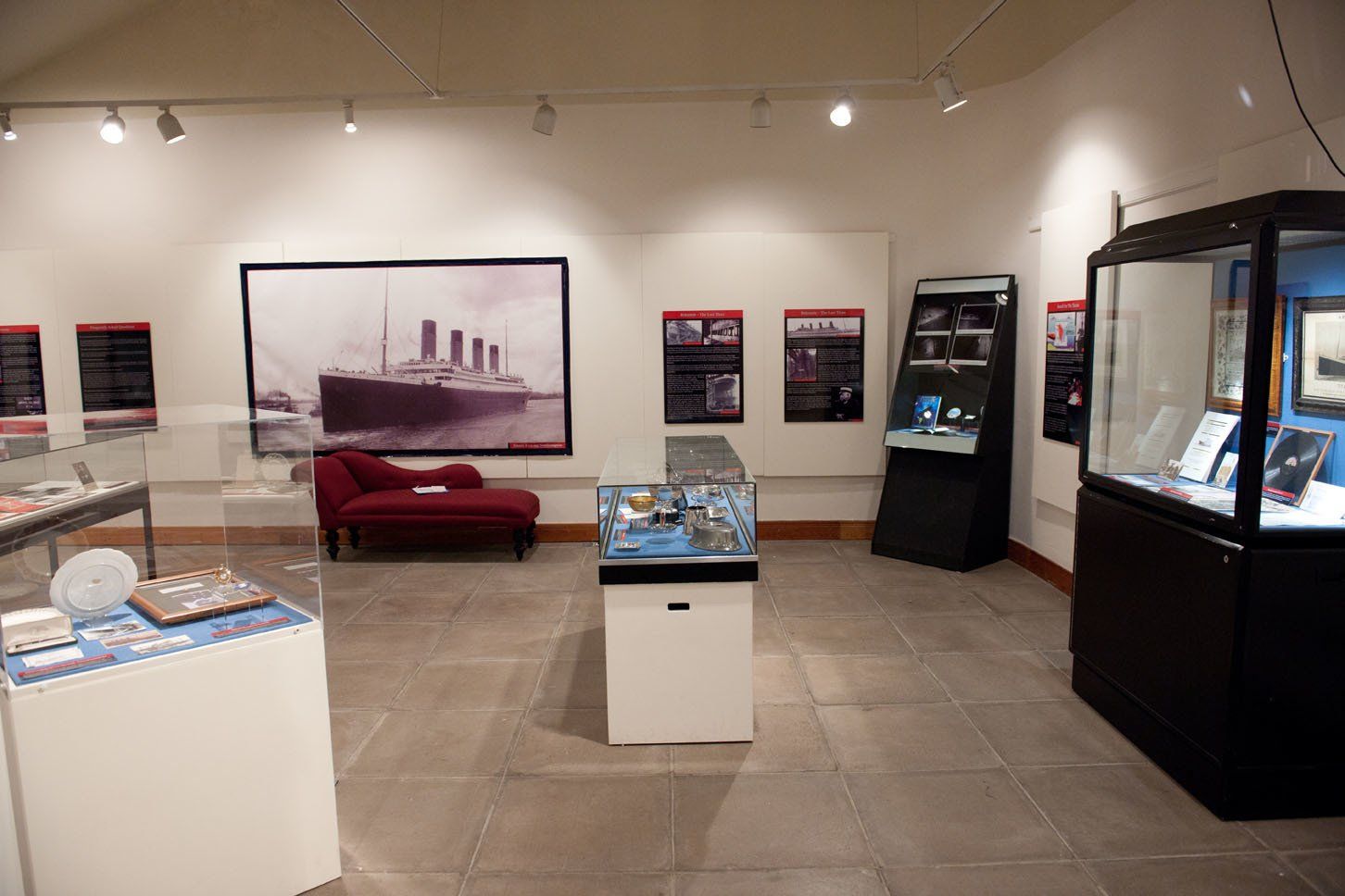 Titanic Honour & Glory Limited Titanic Exhibition