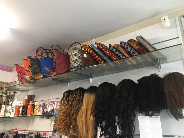 Africa Beauty Accessoires de mode en boutique sur Amiens