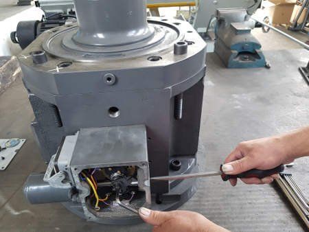 Fehlersuche und Reparatur