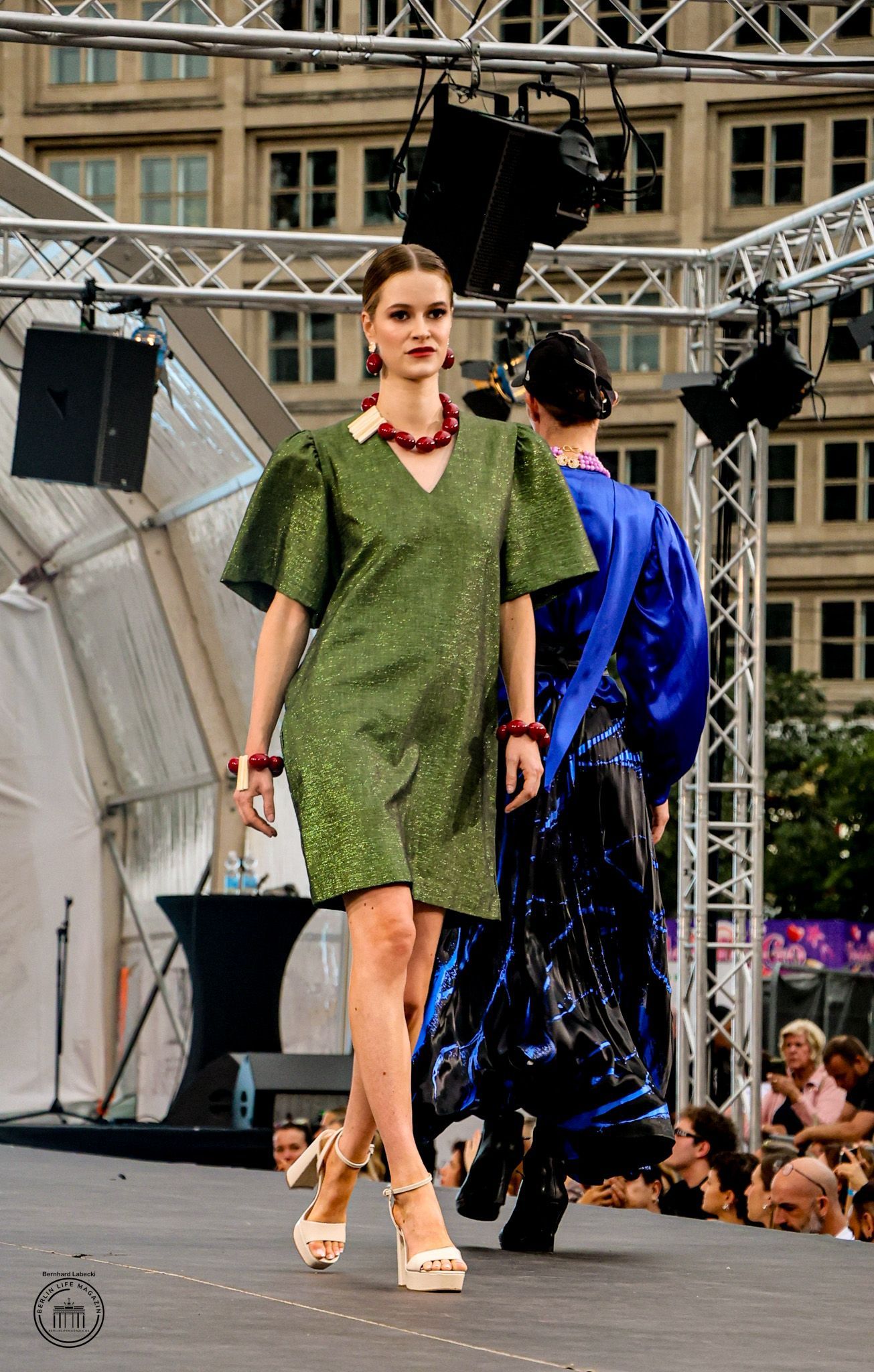 FASHION OPEN AIR 2026
BERLIN LIFE MAGAZIN
©Bernhard Labecki
Pressefotos