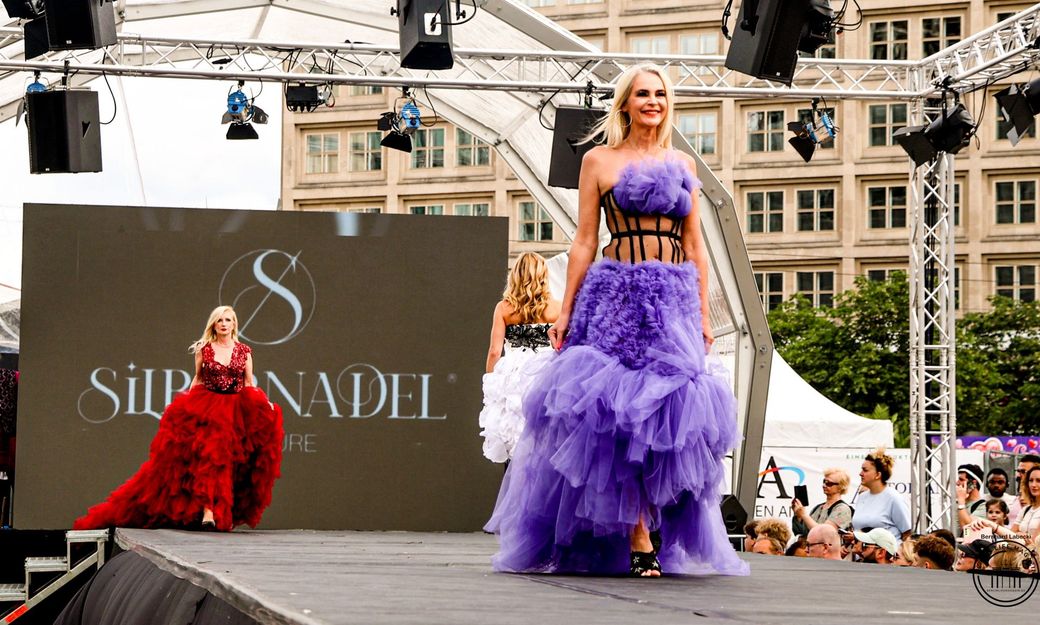SILBERNADEL COUTURE @FASHION OPEN AIR 2026
©Bernhard Labecki
BERLIN LIFE MAGAZIN
Pressefotos