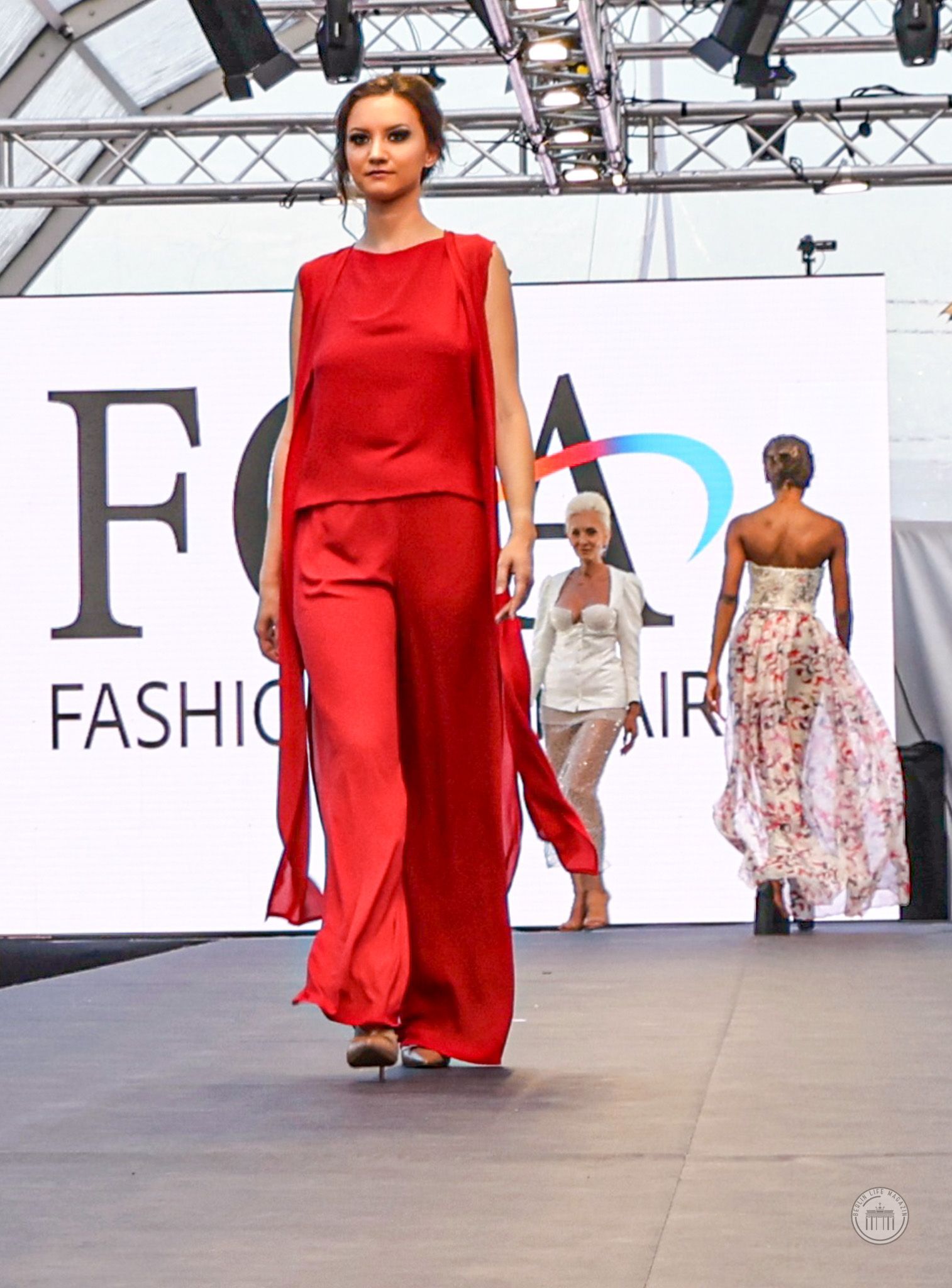 ANGELIKA HIRSCHLER
Tailormade
©Bernhard Labecki
BERLIN LIFE MAGAZIN