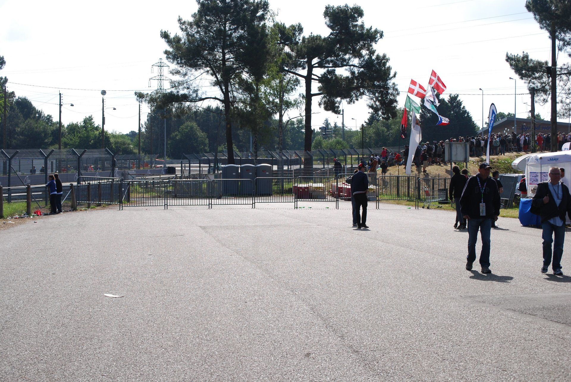 Le Mans - Comprehensive spectator Guide to the 24hrs Race