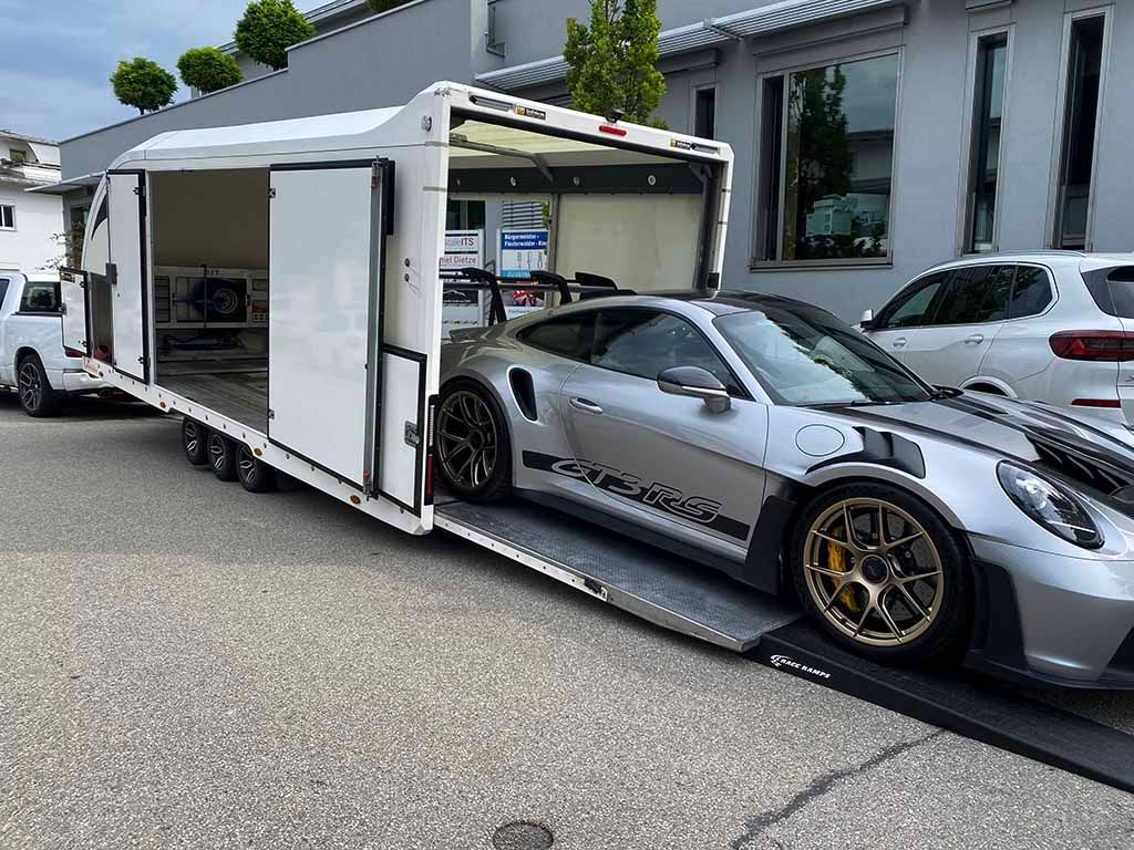 Buy a Porsche 992 GT3 RS Weissach net in Germany and get it ready for export