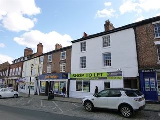 Retail Unit to Rent in Thirsk
