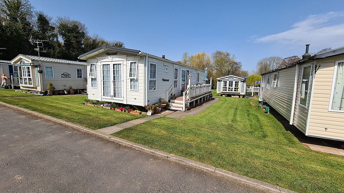 Home [www.stourportcaravanpark.co.uk]