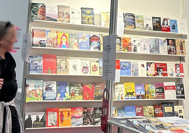 Buchpräsentation 
am Stand des Vereins deutscher Schriftsteller:innen 