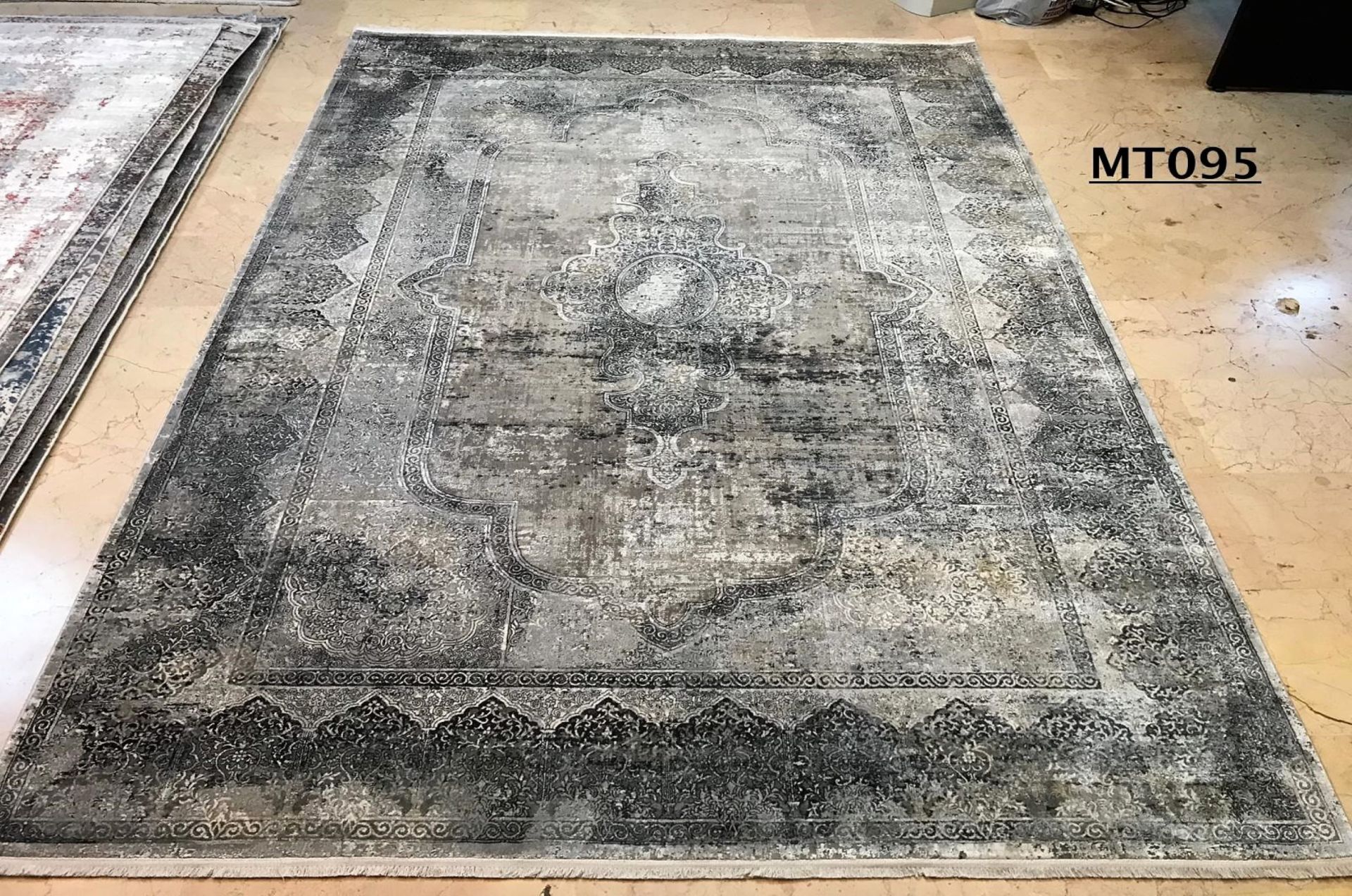 Rug Maker is a manufacturer and retailer of hand made rugs.