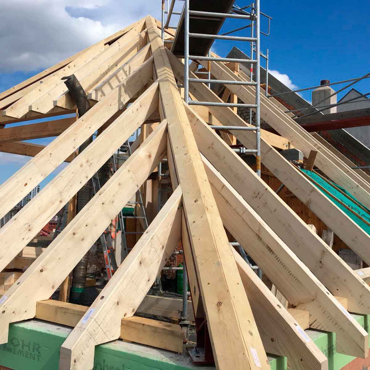 Zimmerei Frankfurt Peter Ph. Westenberger oHG | Holzbau in höchster Qualität