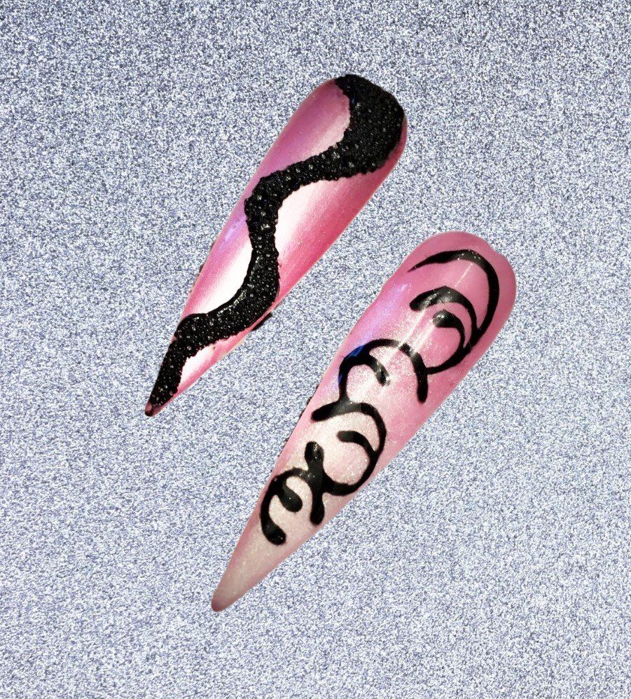 Präsentationstips mit Farbverlauf Gel in pink-rose mit Schnörkelmalerei, links mit Struktur in der Bubbles-Technik