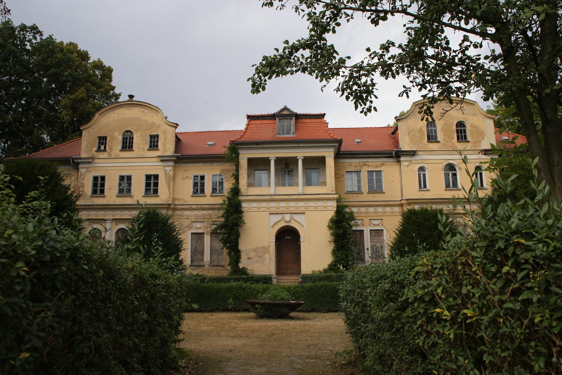 Schloss und Parkanlage Tannenfeld