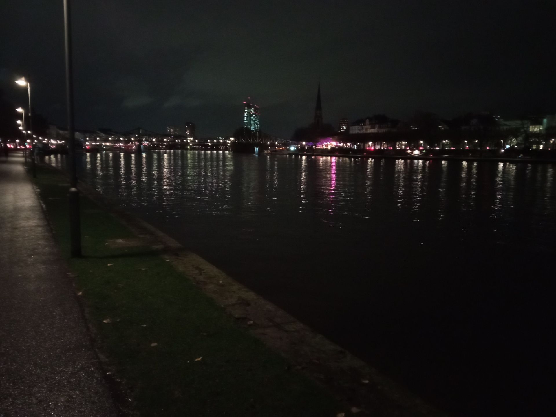 Frankfurt in der Nacht