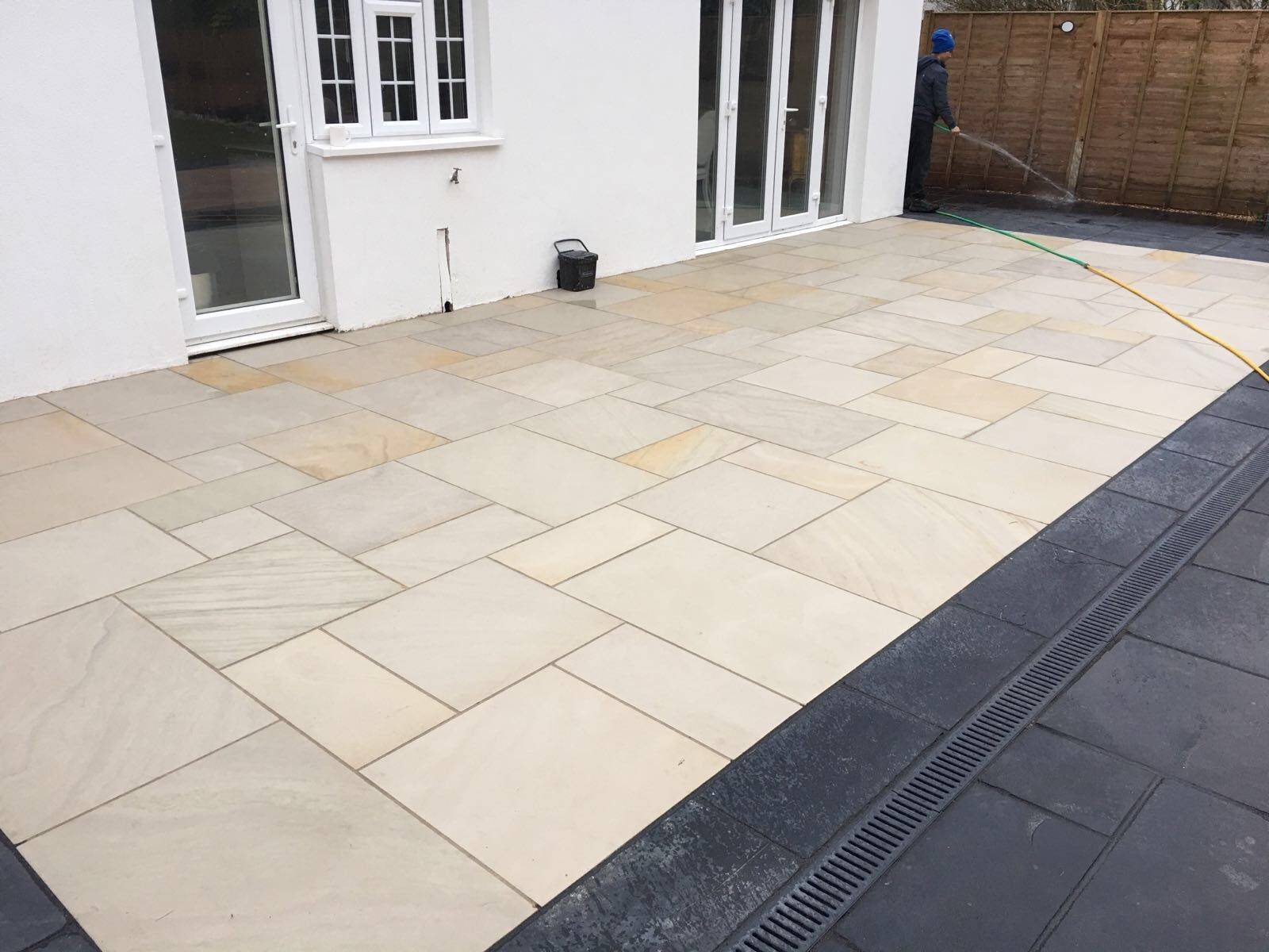 Perfect Sandstone Paving In And Around Oxfordshire