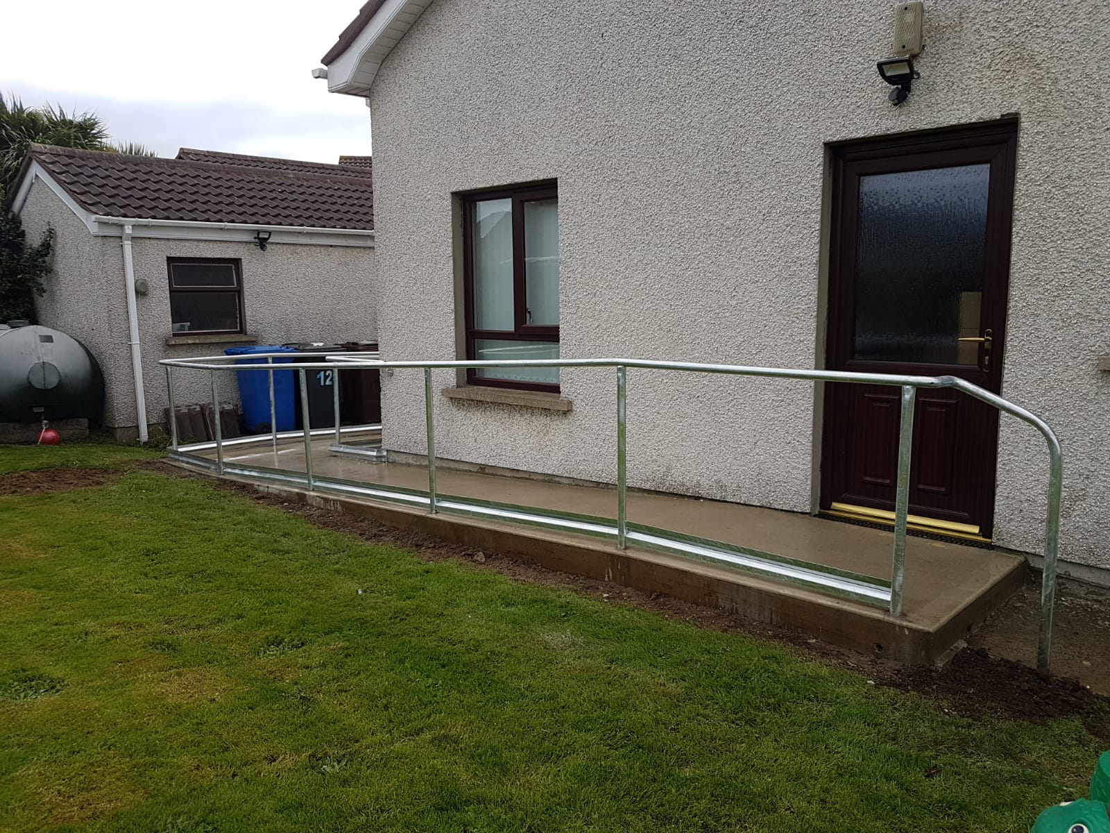 Disabled Ramps/Graduated Steps