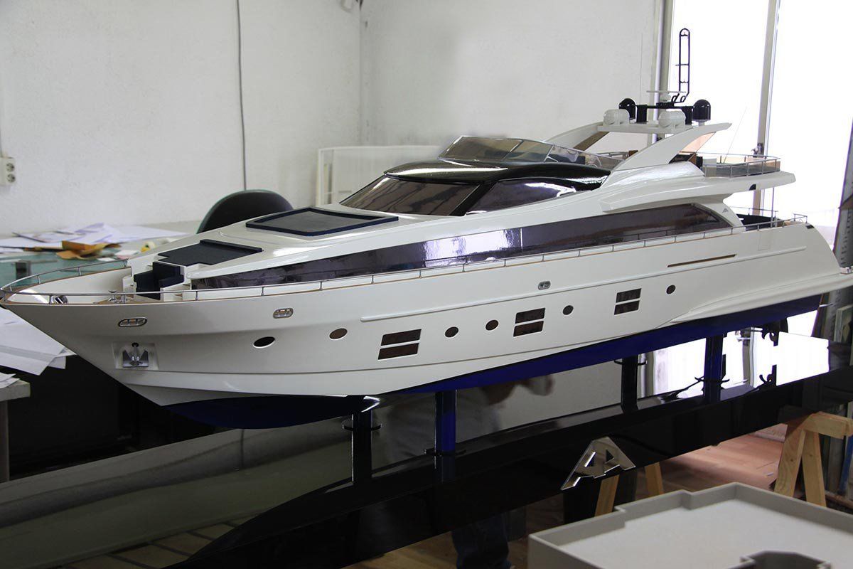 Maqueta barcos.