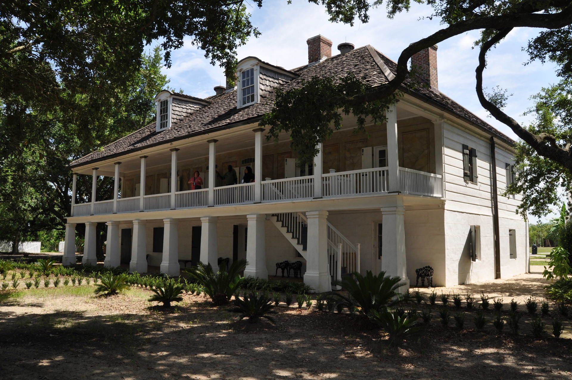 Frozen in Time Louisiana's Antebellum Plantations