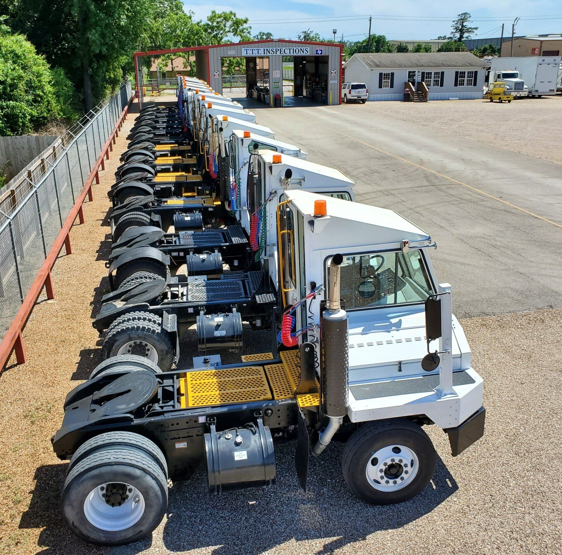 Texas Yard Trucks Rental 2814525858 Yard Mule Specialist