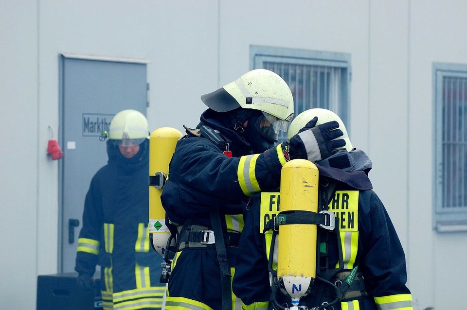 Ausbildung Bei Der Feuerwehr - Dauer & Inhalt