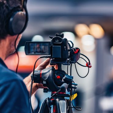 Erstellung von Video, Text und Grafik Social Media Content Produktion im Rhein-Main-Gebiet
