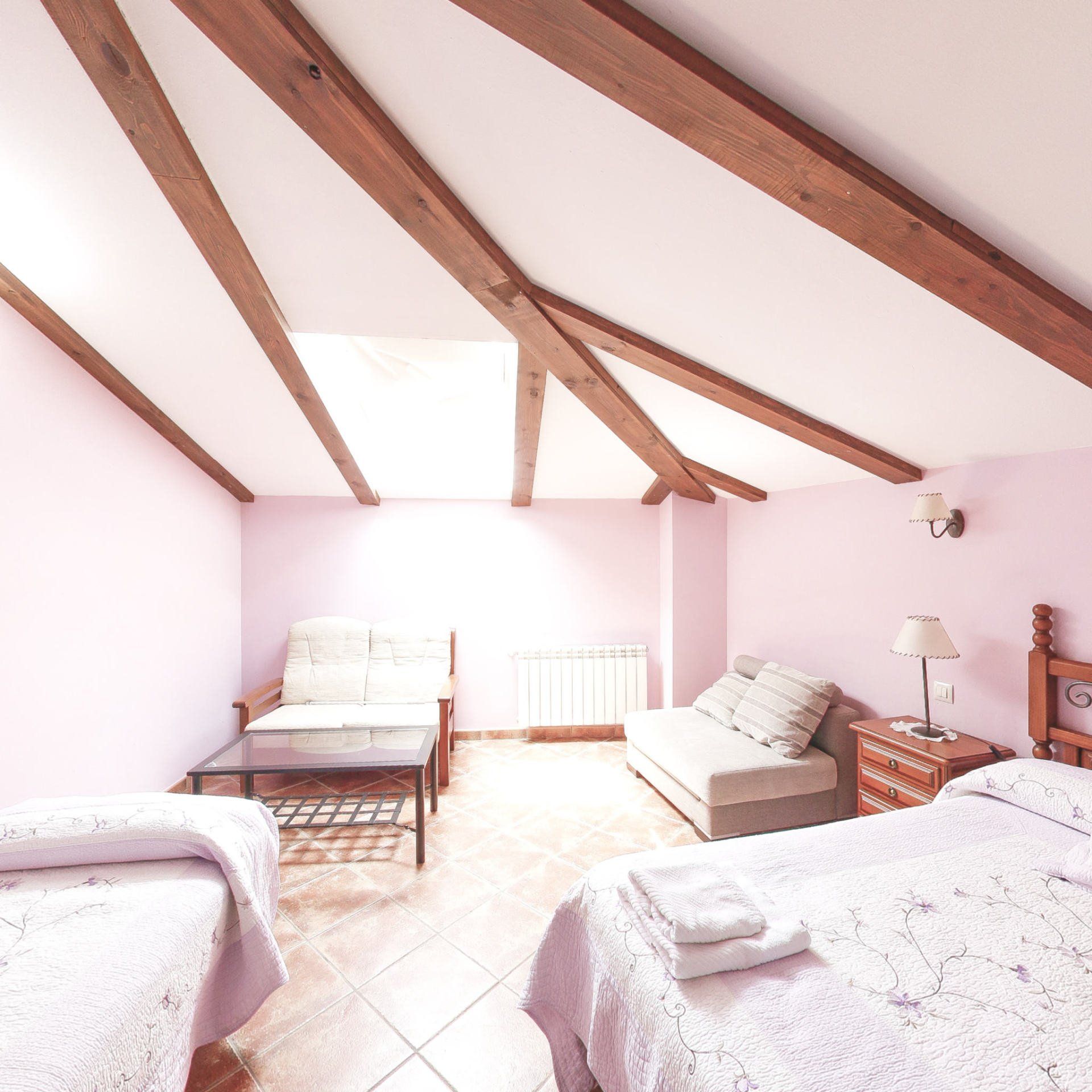 CASA RURAL BLAS donde dormir brihuega tierra de la lavanda