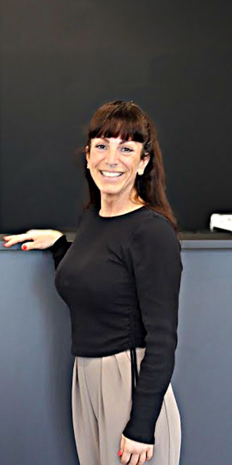 Portrait von Angela 'Angi' Tardino, Teammitglied bei be.Physio Ottobrunn