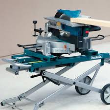 mesa y engletadora para cortar rodapiés