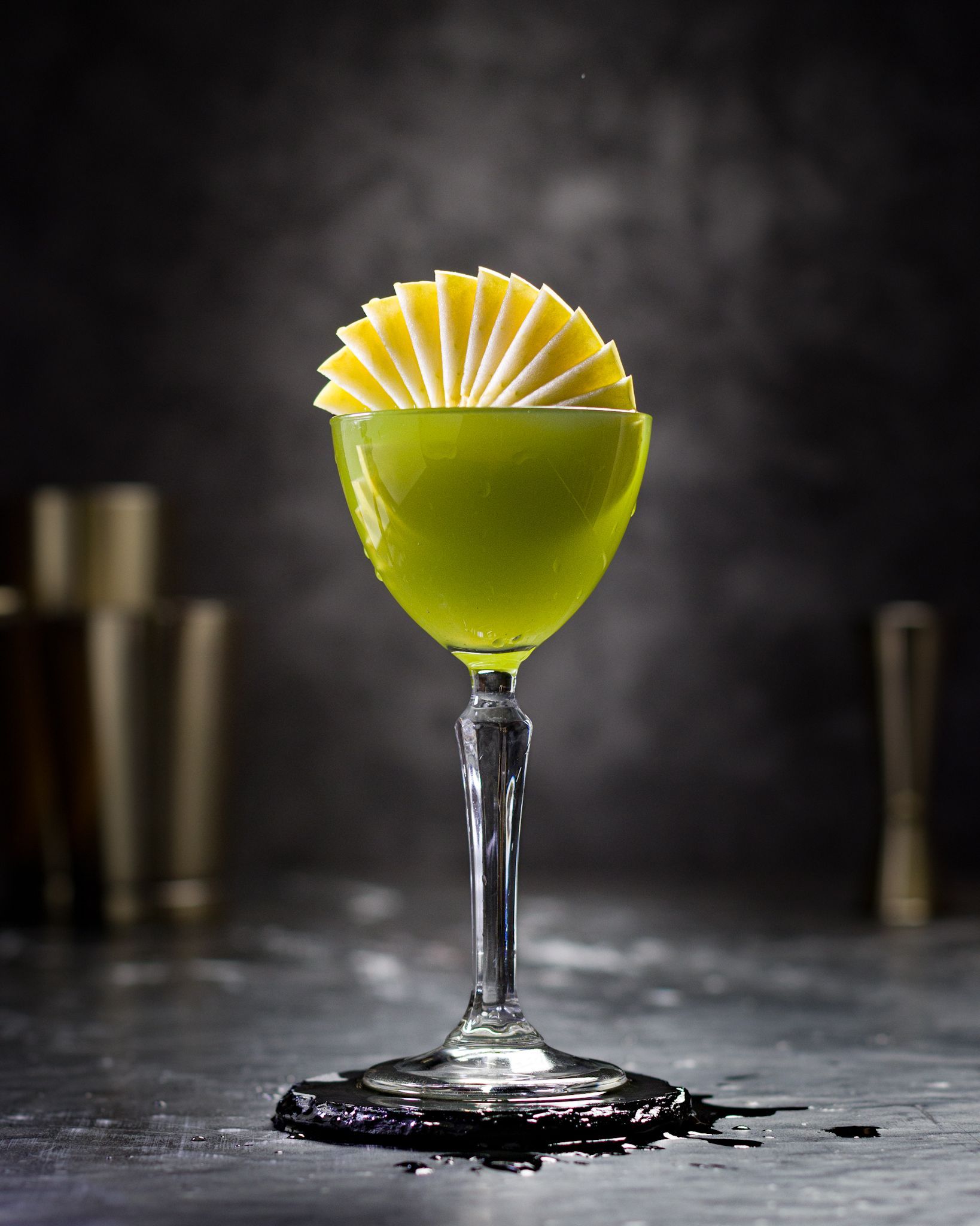 Gin BASIL Smash Green Cocktail