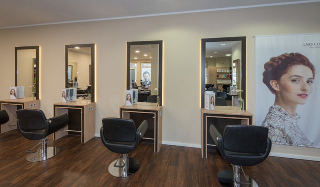 Lars Cordes Hairdesign Der Friseur In Glienicke